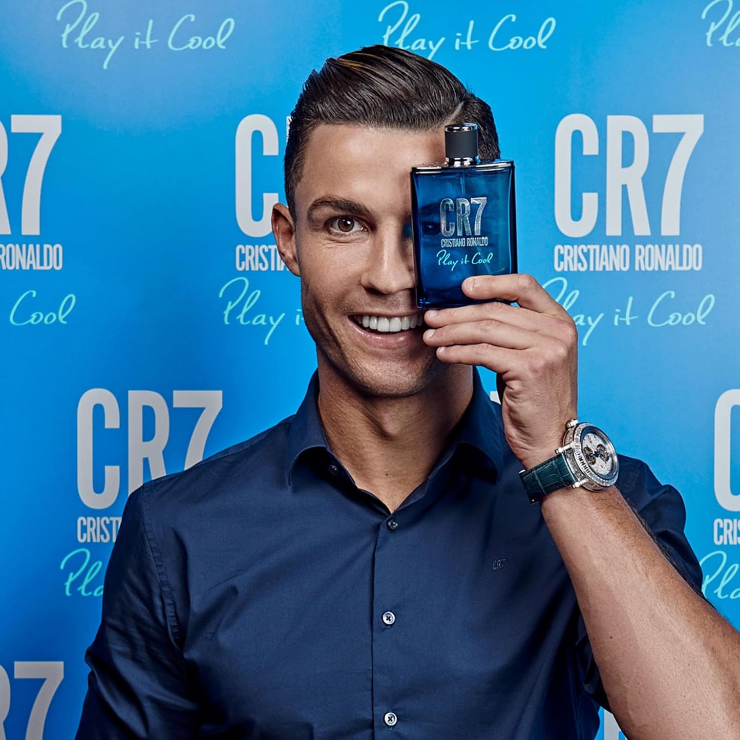 CR7 Play It Cool - Blends Bright Citruses and Aromatic Fougere Notes - Fresh, Invigorating and Sensual - Light Enough for Everyday Wear - Masculine Fragrance - 1.7 Oz EDT Spray